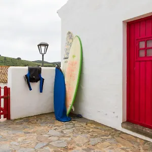 Hotel - Slow Village